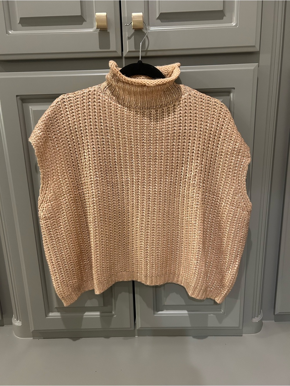 She + Sky Peach Sleeveless Turtleneck Knit Vest